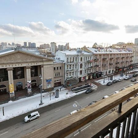 911 Apartments Antonovichа เคียฟ ภายนอก รูปภาพ