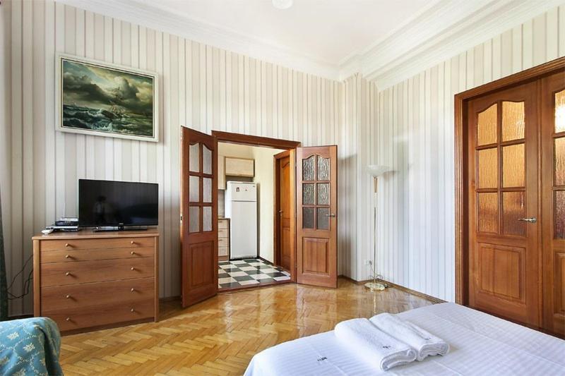 911 Apartments Antonovichа เคียฟ ภายนอก รูปภาพ